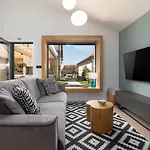 Villa Villetta Villa *