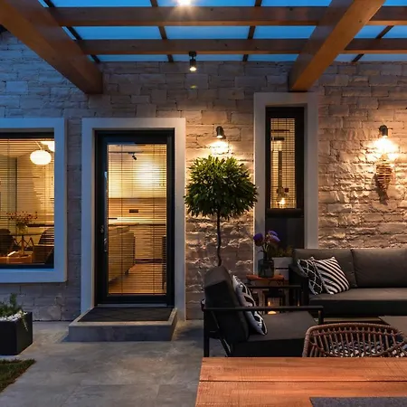 Villa Villetta ヴィラ *